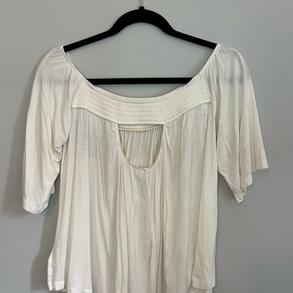 American Eagle - White Off-the Shoulder Flowy Top - Small - Picture 2 of 3